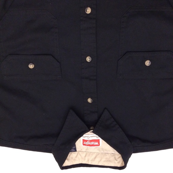 Men’s Wrangler Large Black Shirt - Picture 2 of 5